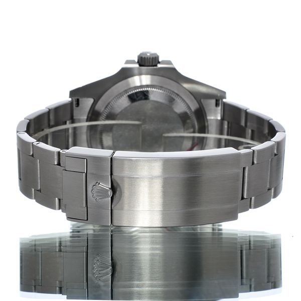 Rolex Submariner 124060